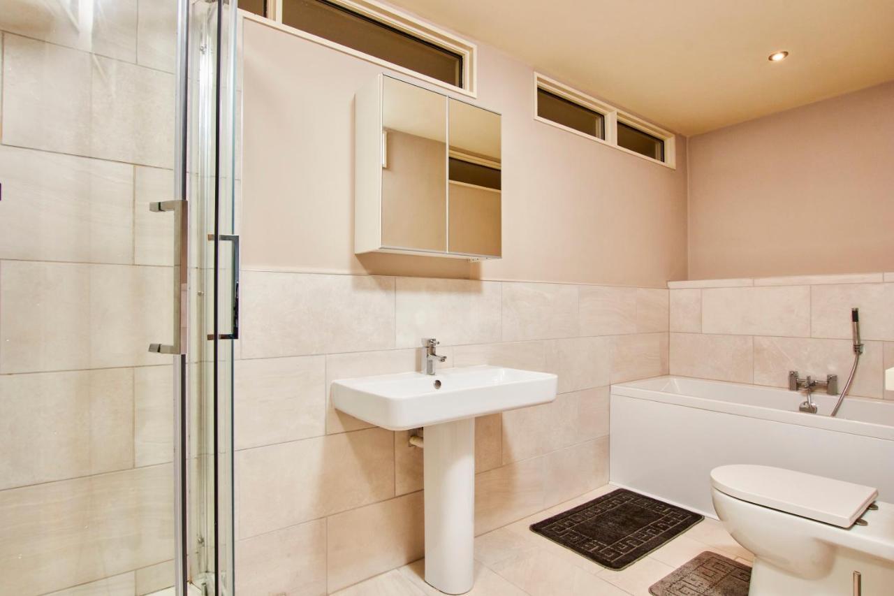 The Stunning Central Harrogate Abode - Sleeps 6 Buitenkant foto